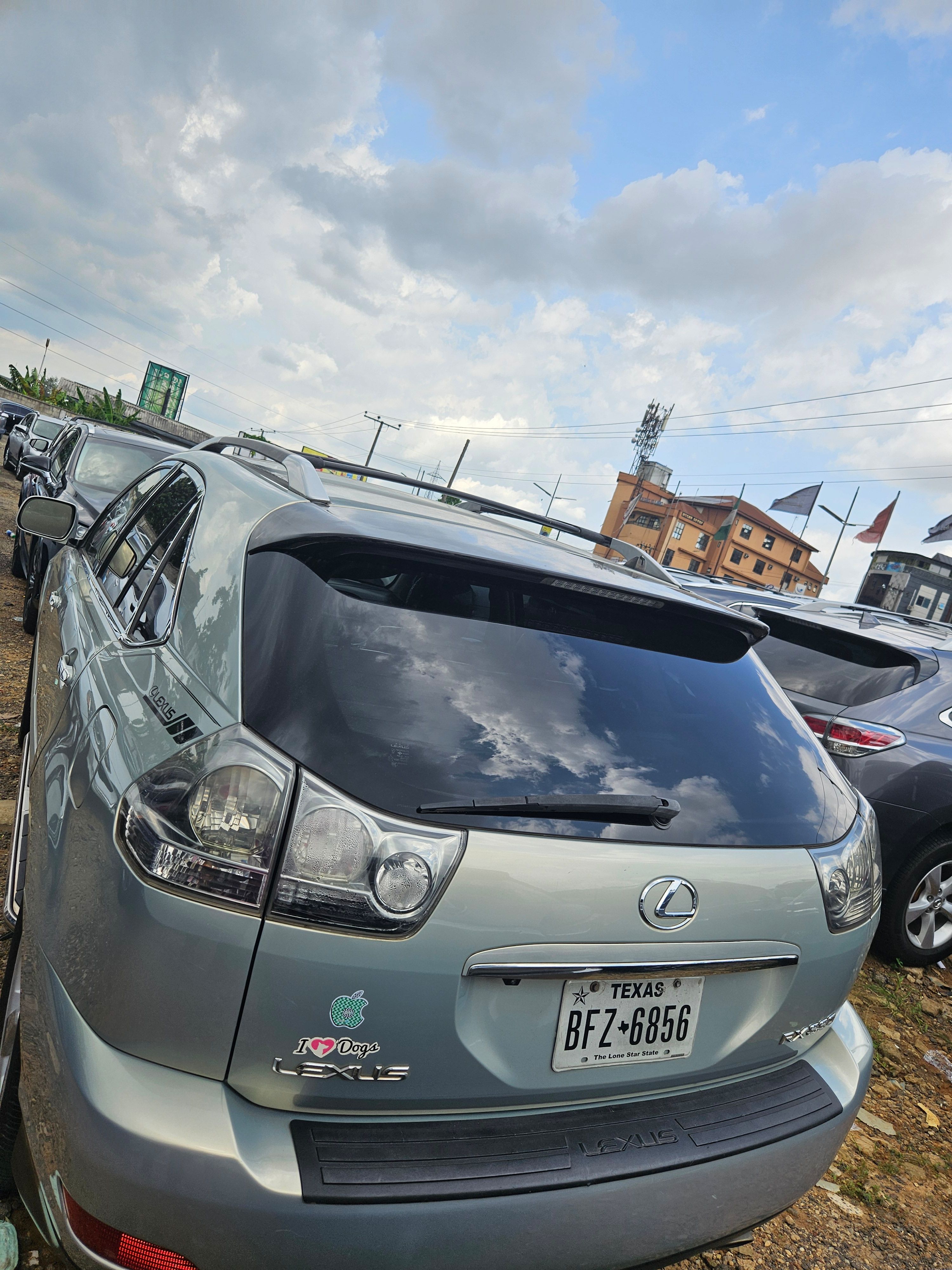 Vehicle - Image 5