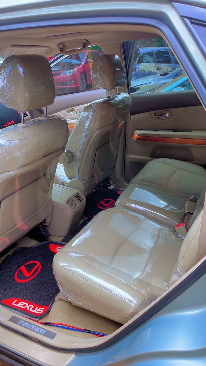 Vehicle - Image 7