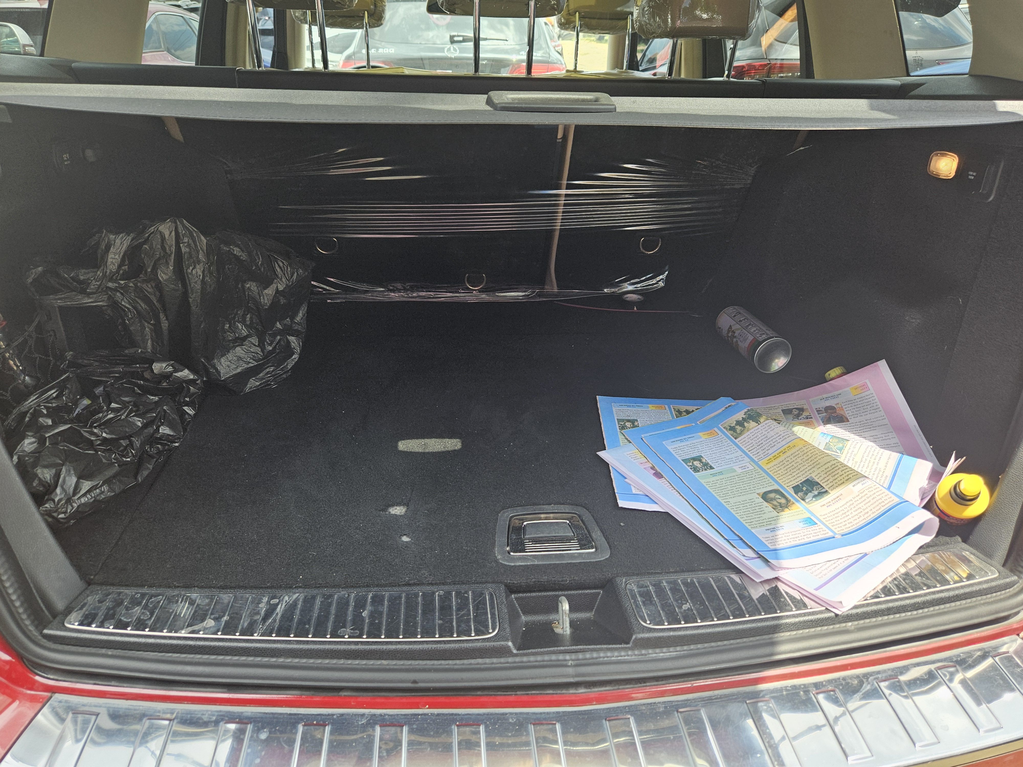 Vehicle - Image 15