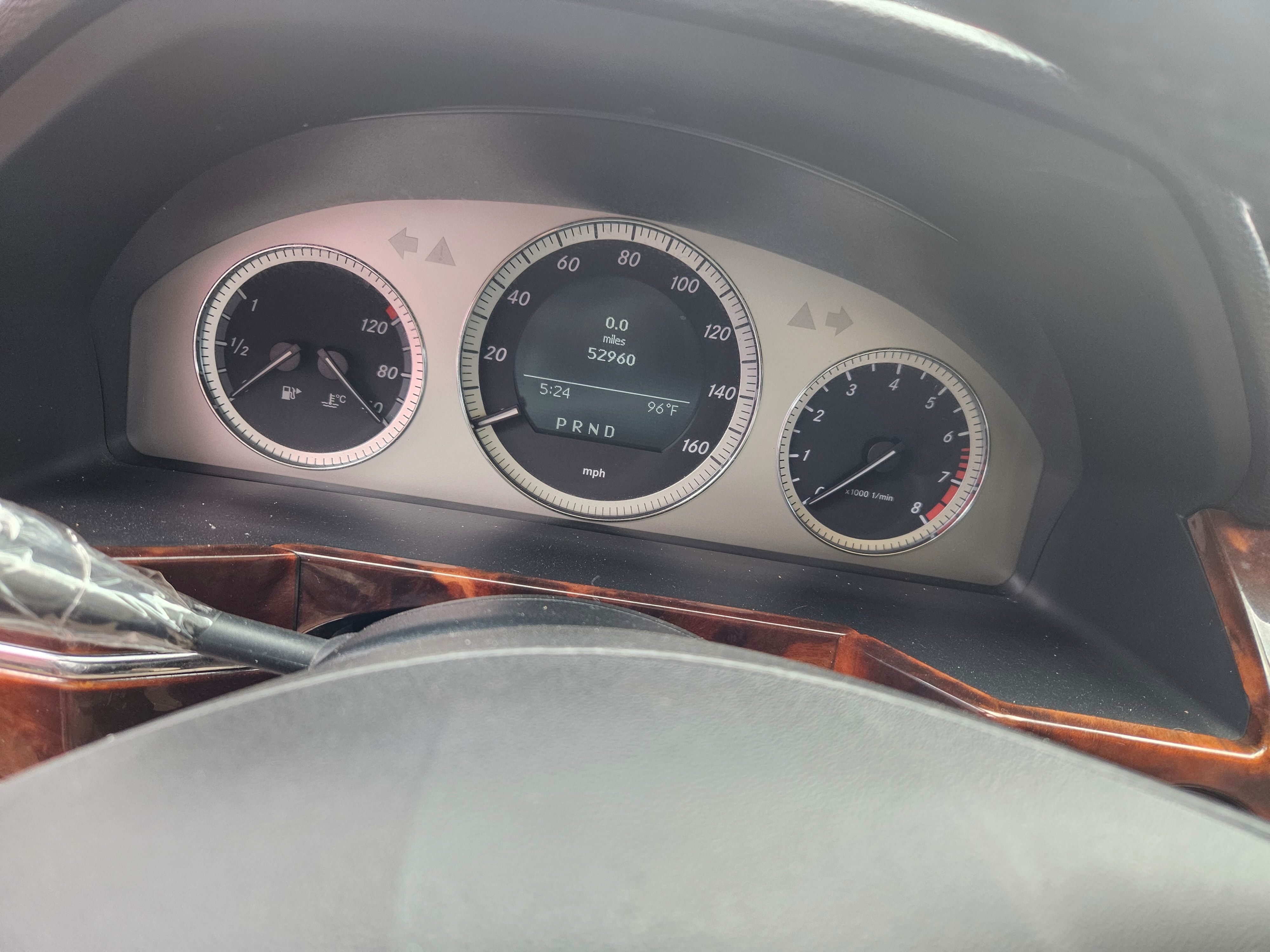 Vehicle - Image 8