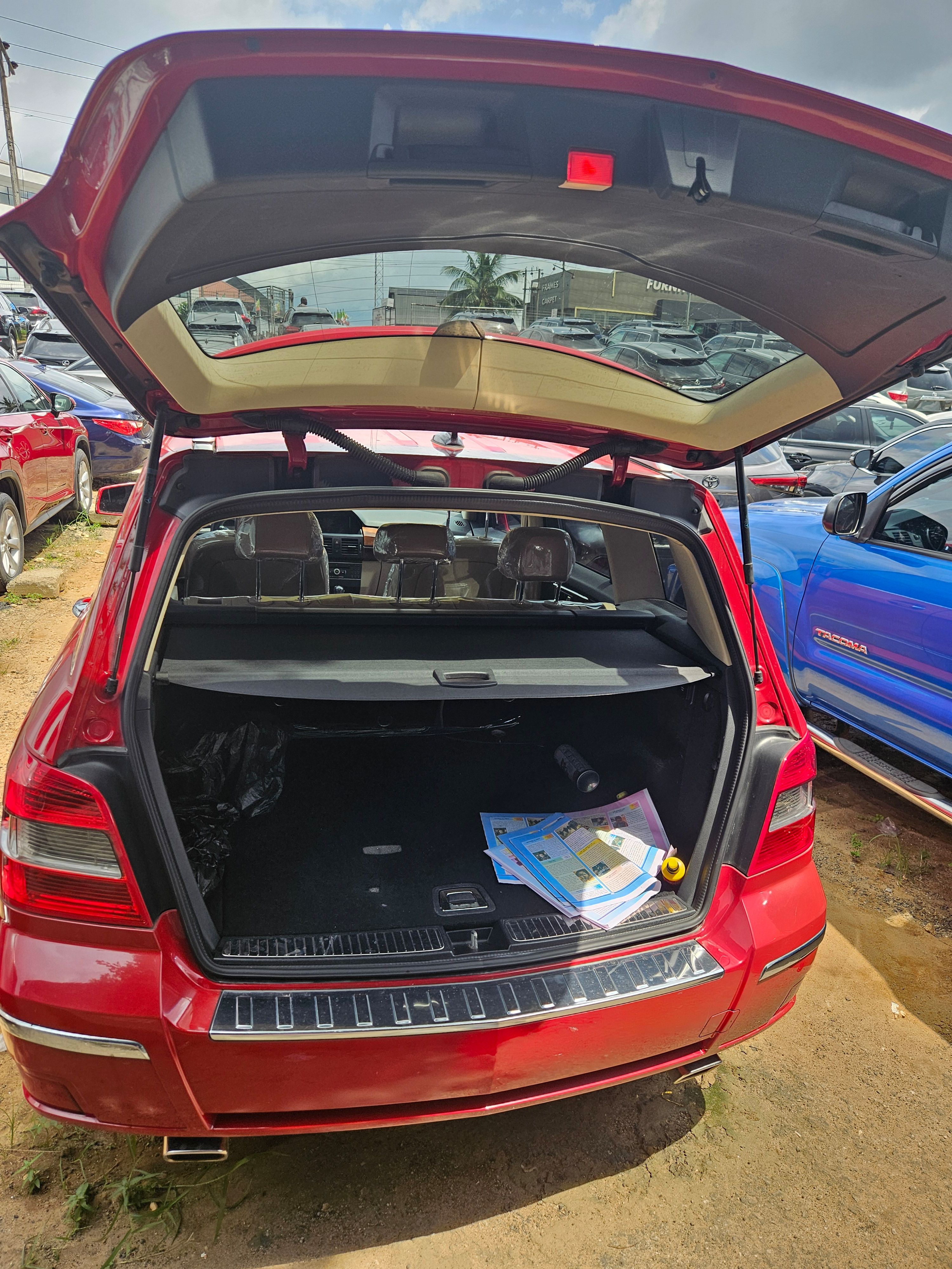 Vehicle - Image 13