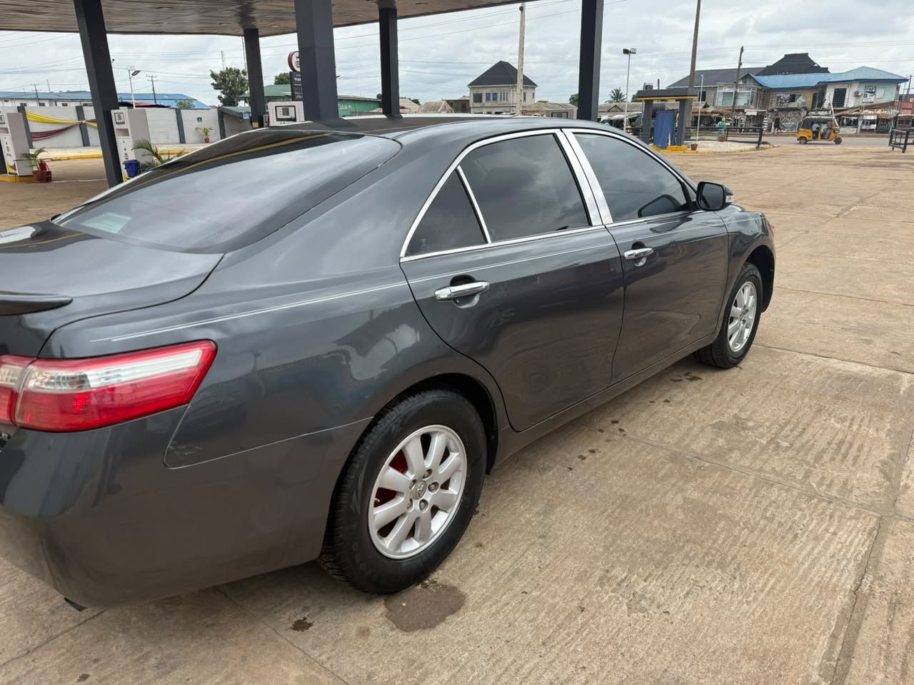 Vehicle - Image 11