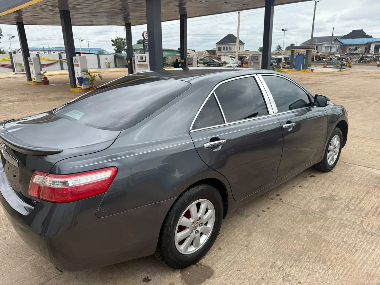 Vehicle - Image 10
