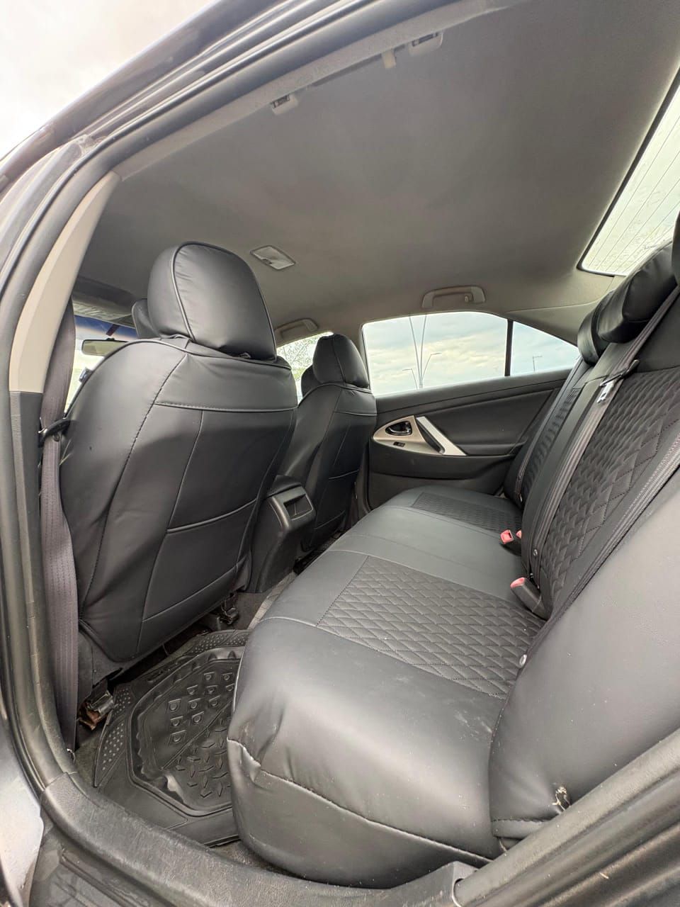 Vehicle - Image 7