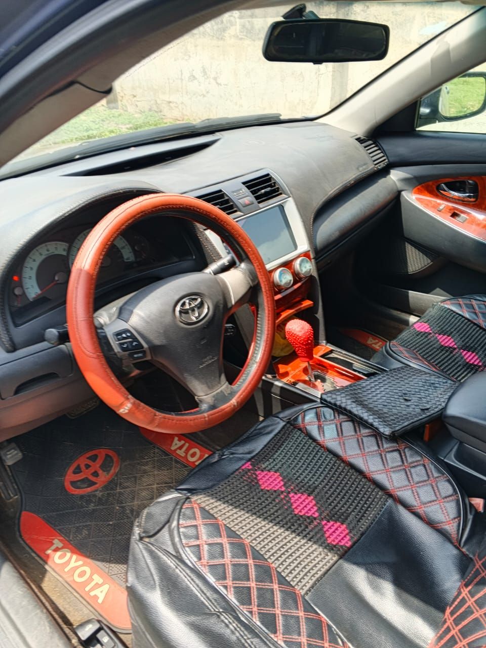 Vehicle - Image 13