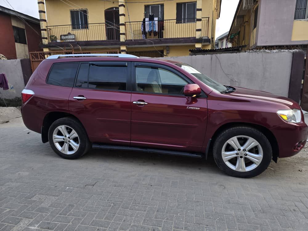 Vehicle - Image 2