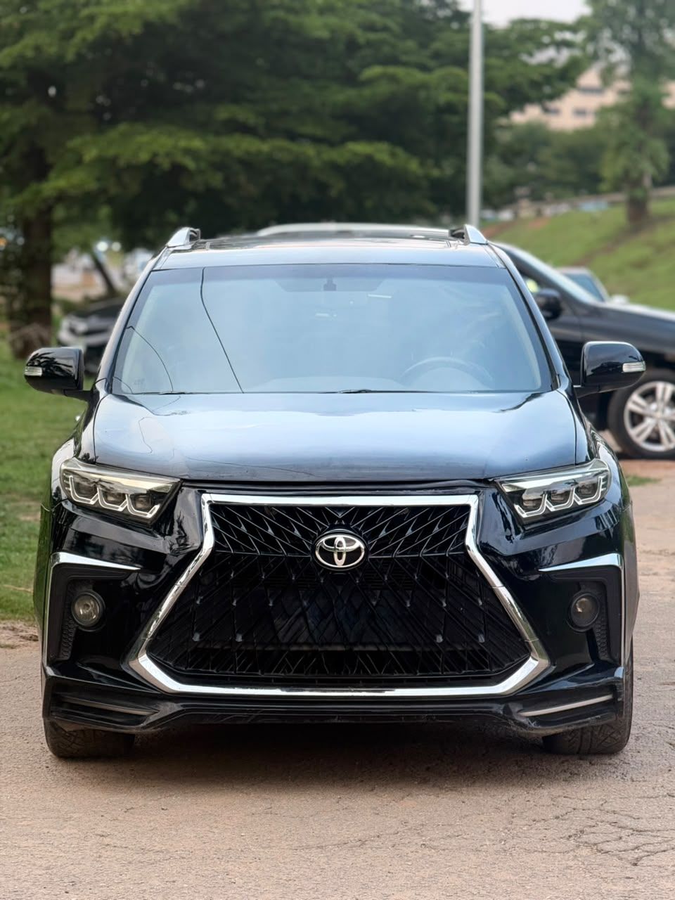 Vehicle - Image 8