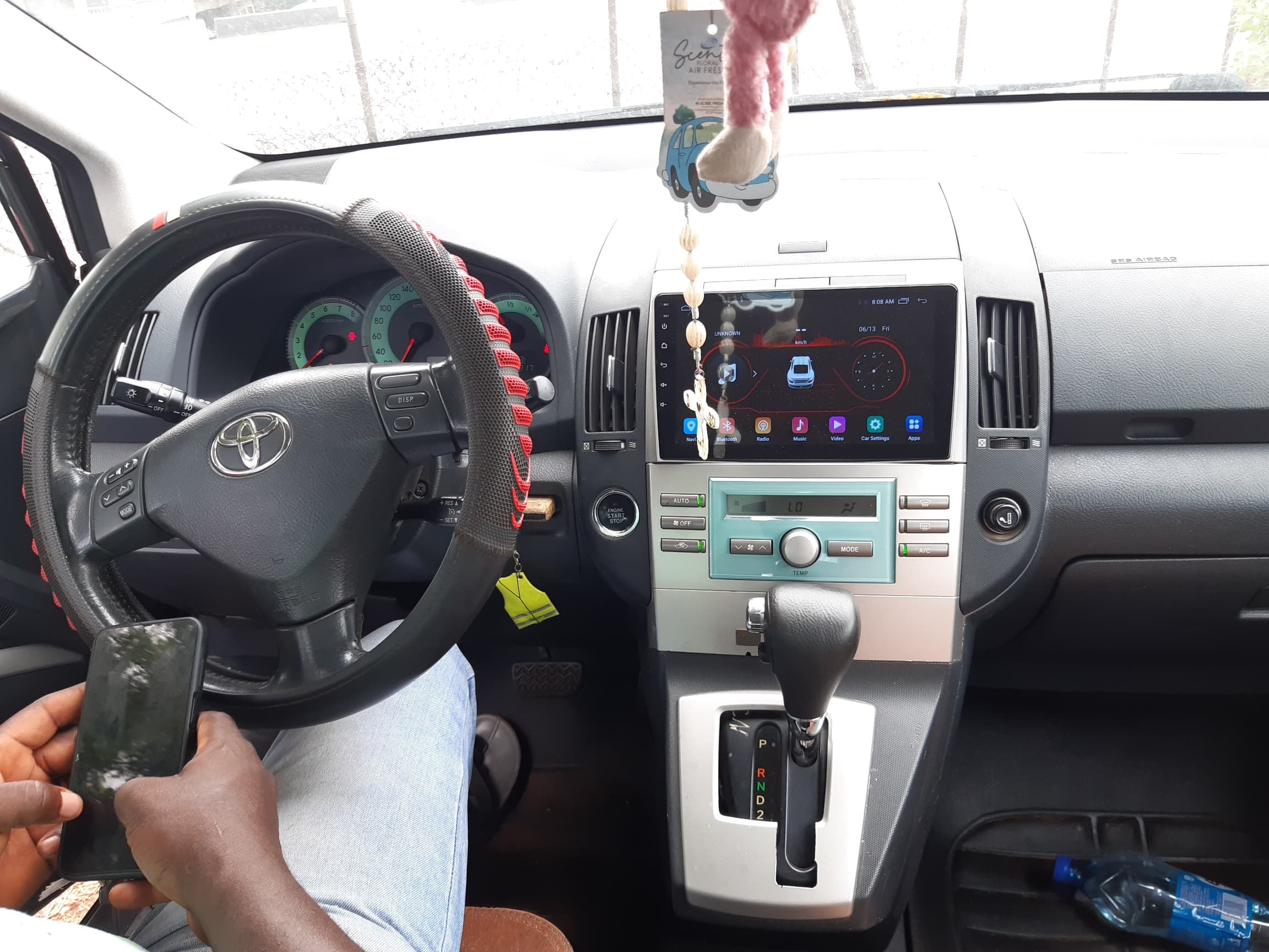 Vehicle - Image 5