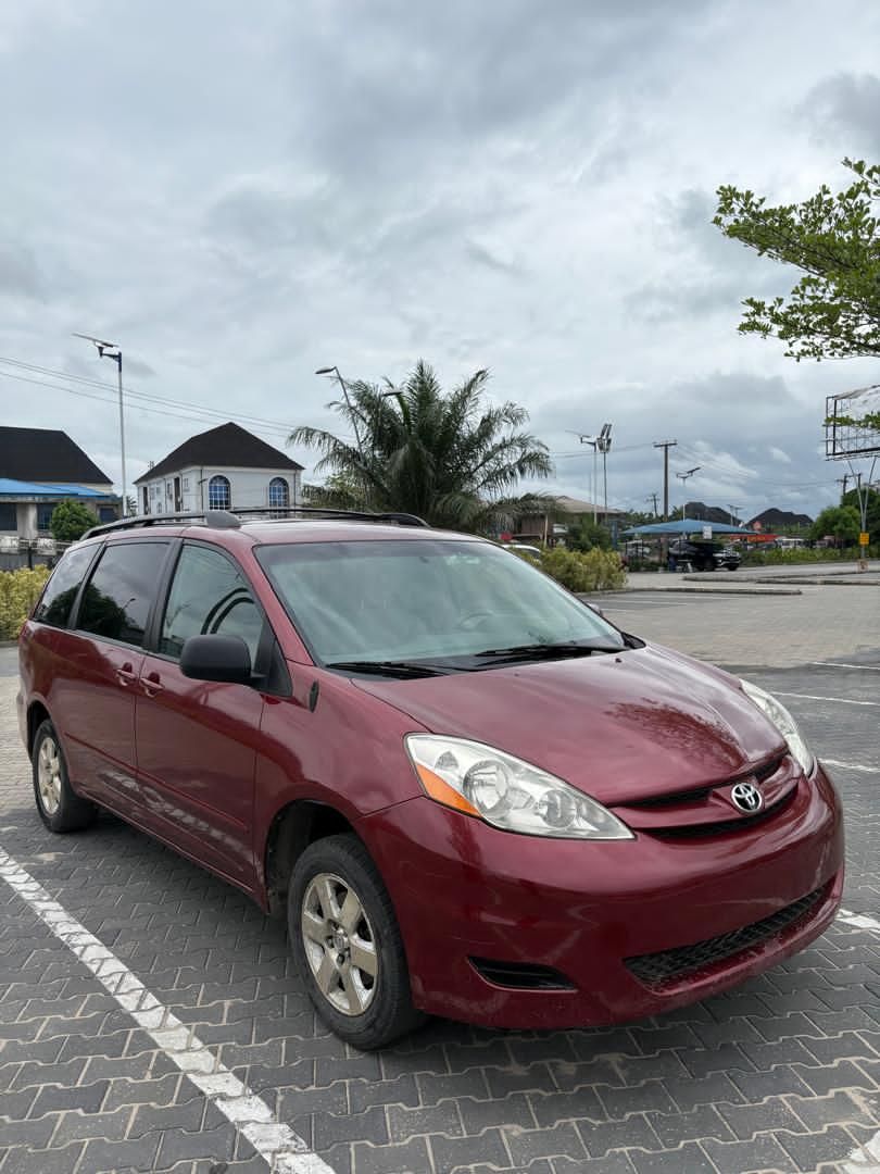 Vehicle - Image 6