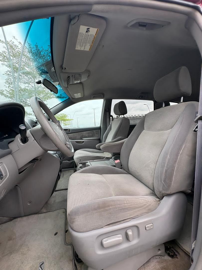 Vehicle - Image 3
