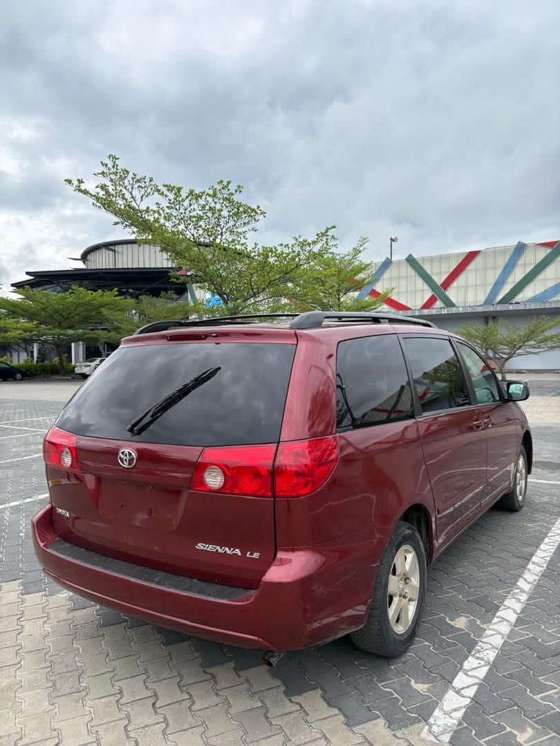 Vehicle - Image 2