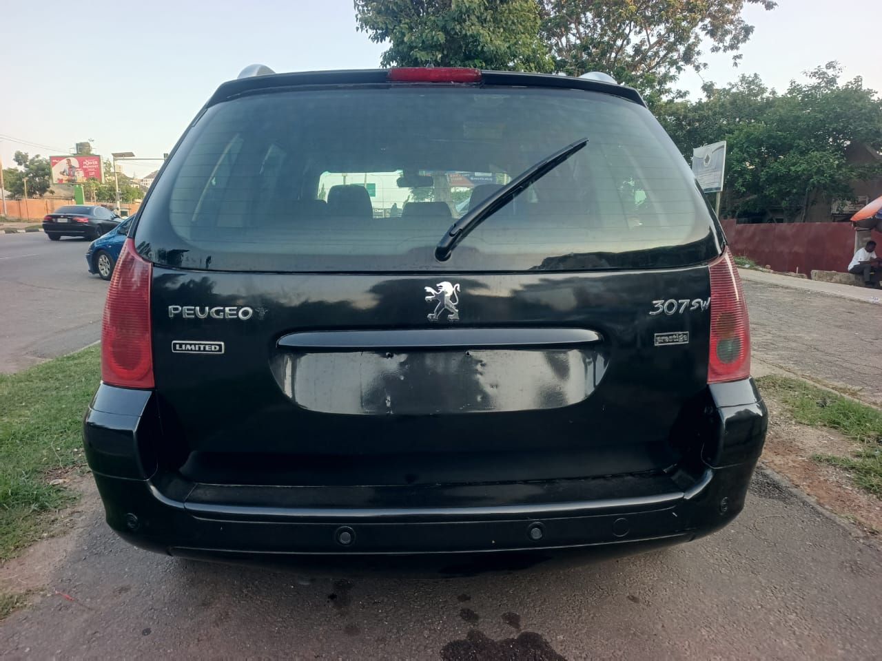 Vehicle - Image 6