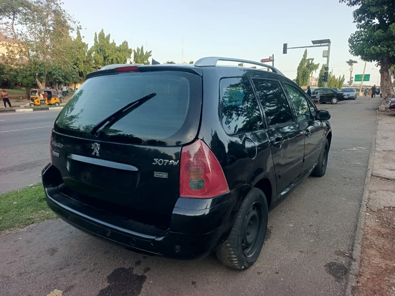 Vehicle - Image 7