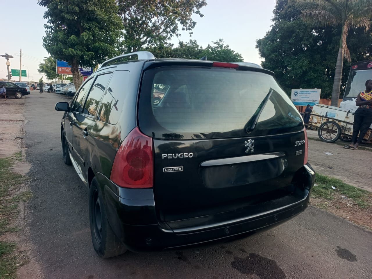 Vehicle - Image 13