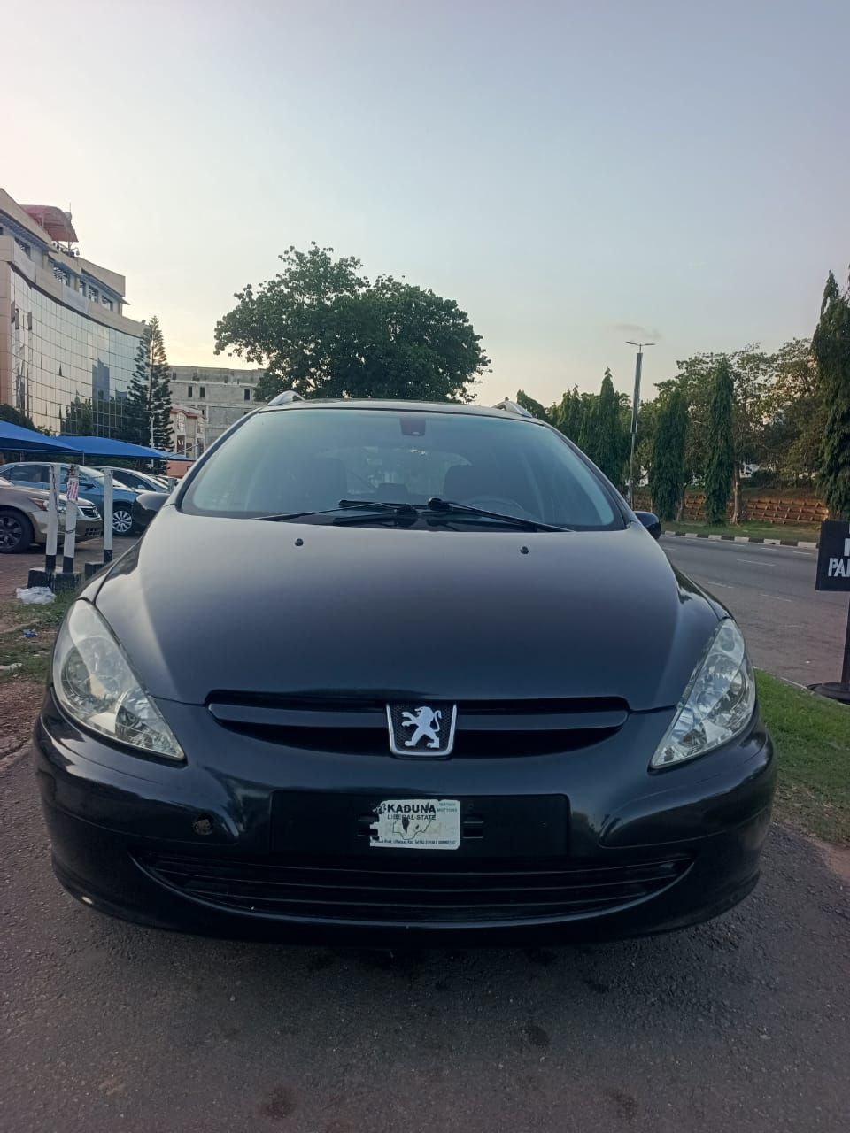 Vehicle - Image 11