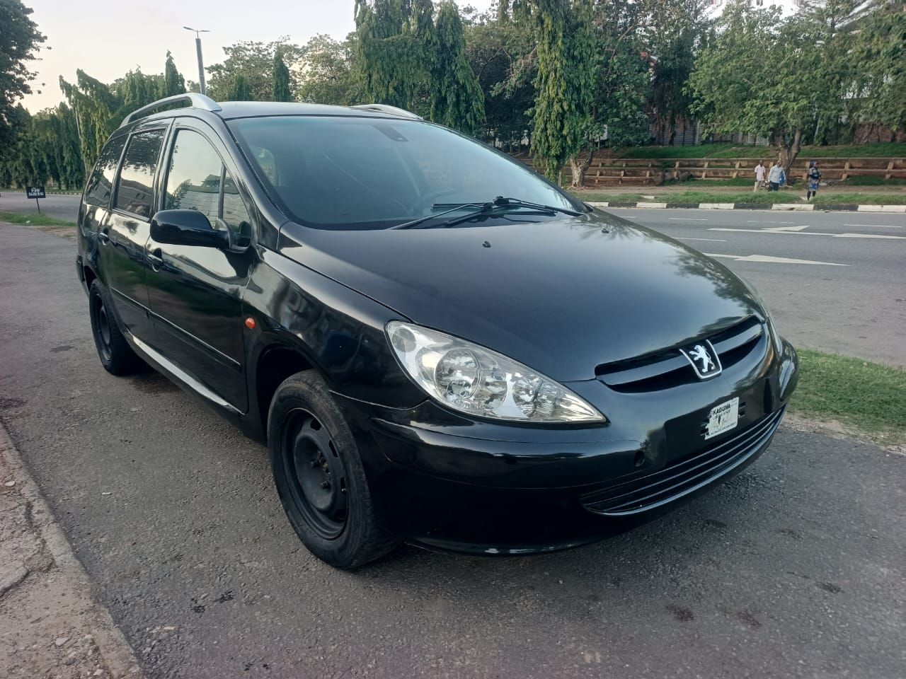 Vehicle - Image 4