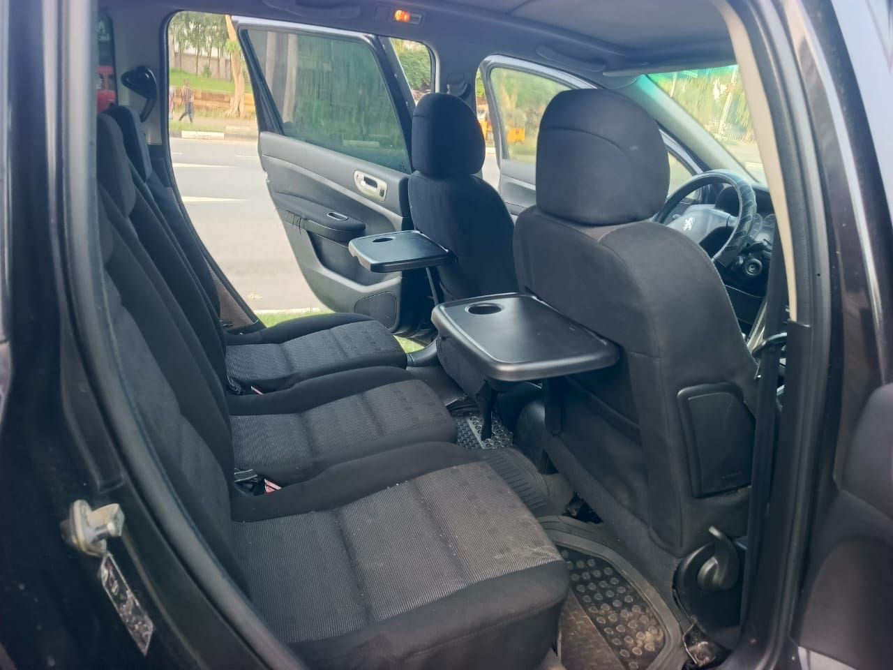 Vehicle - Image 15