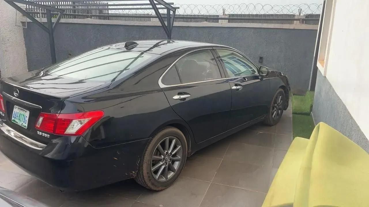 Vehicle - Image 6