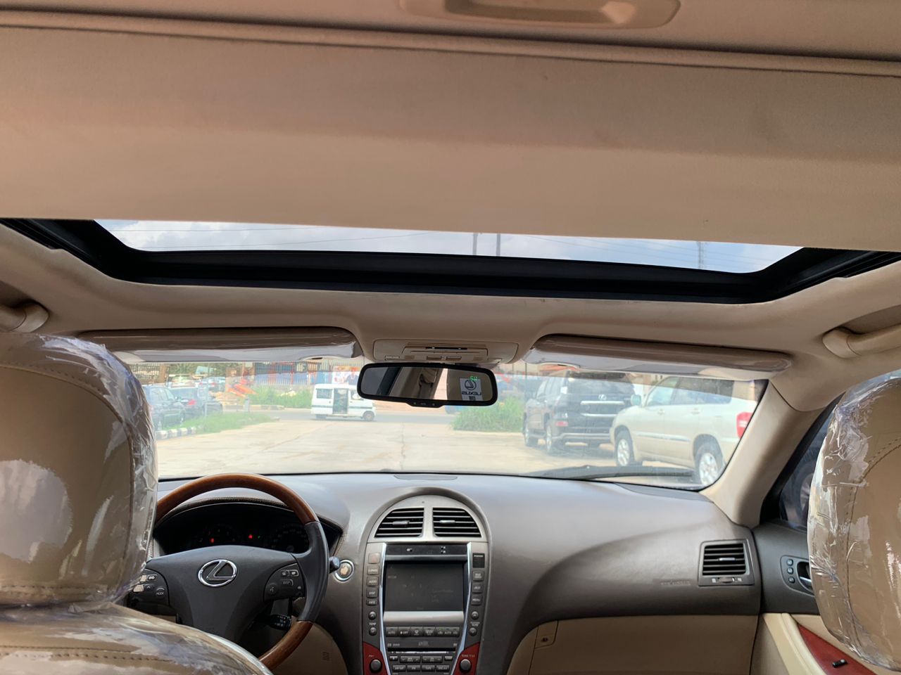 Vehicle - Image 12