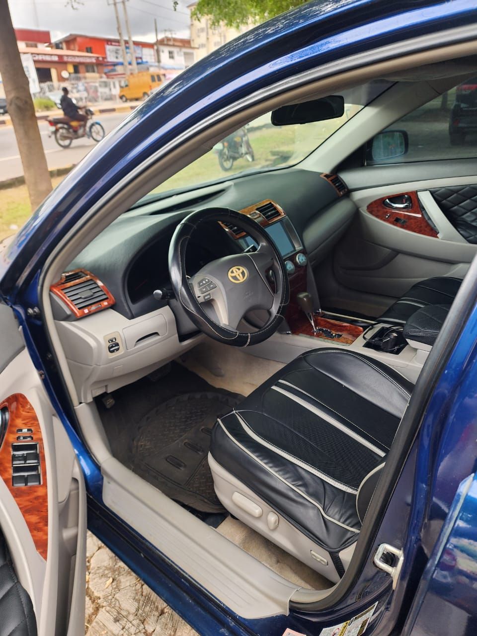 Vehicle - Image 2