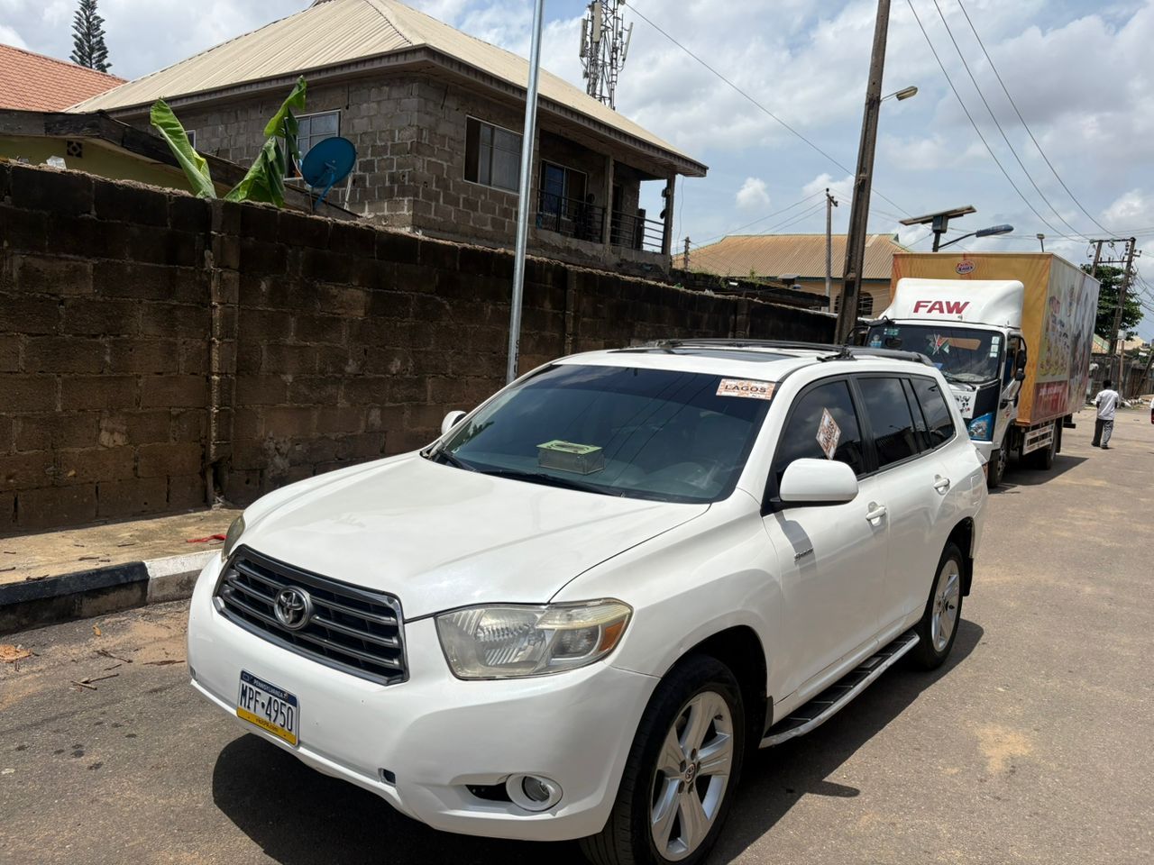 Vehicle - Image 11