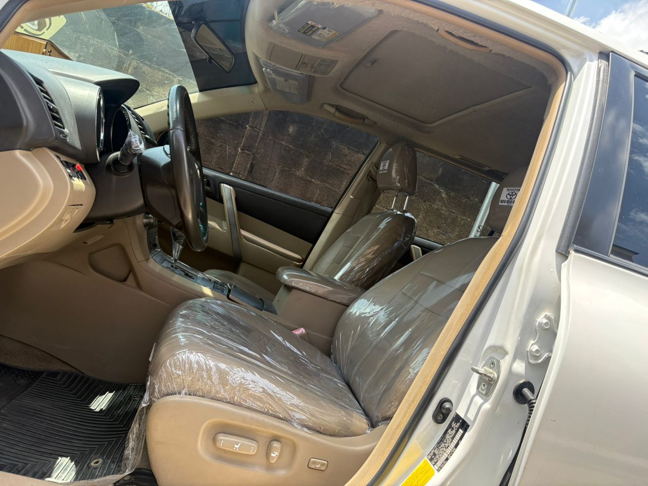 Vehicle - Image 8