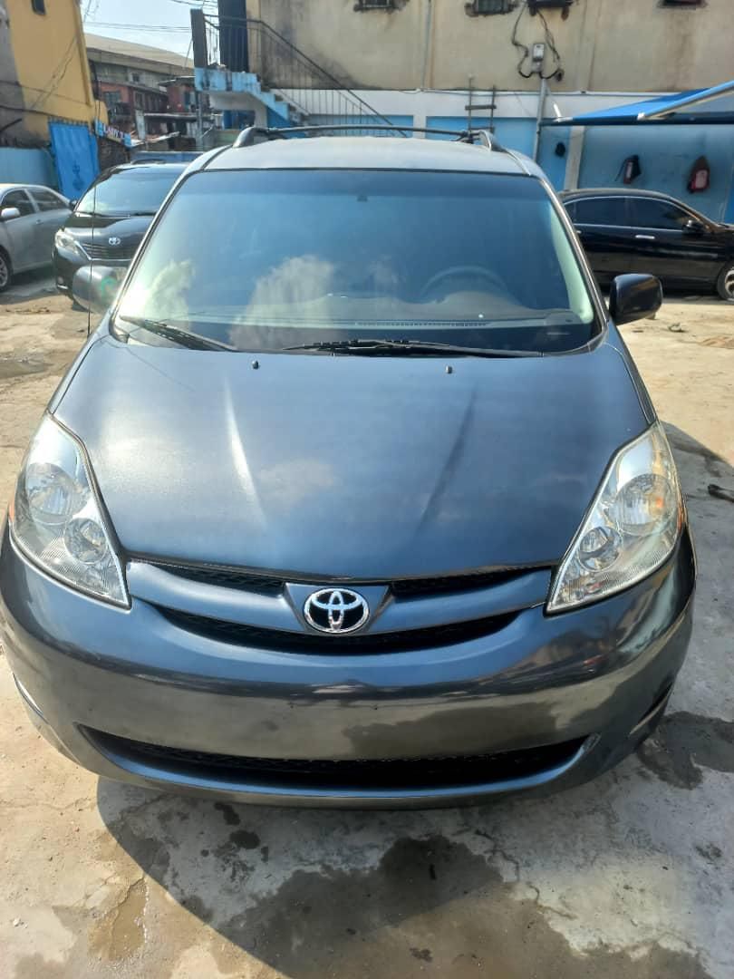 Vehicle - Image 4