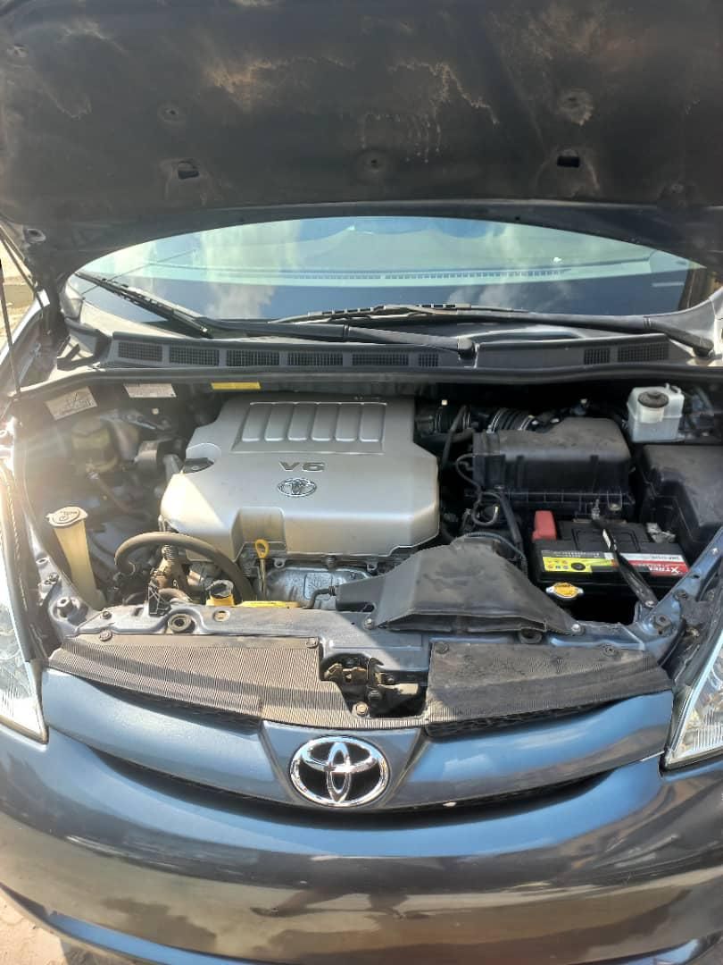 Vehicle - Image 13