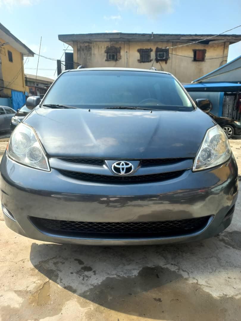 Vehicle - Image 7