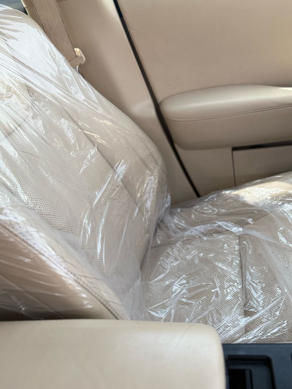 Vehicle - Image 9