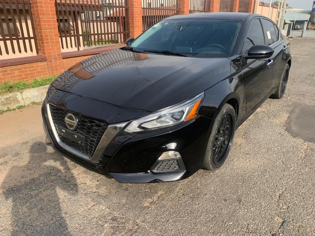 Vehicle - Image 4