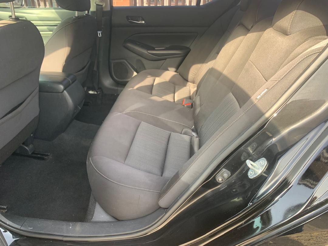 Vehicle - Image 9
