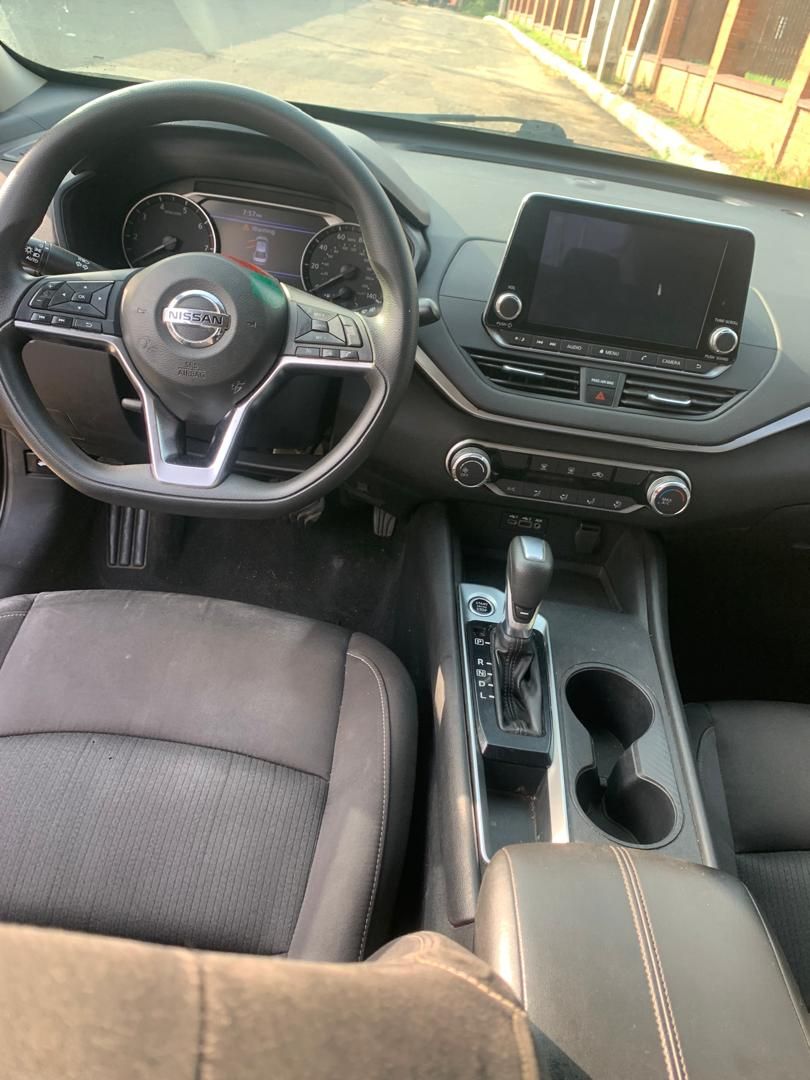 Vehicle - Image 7