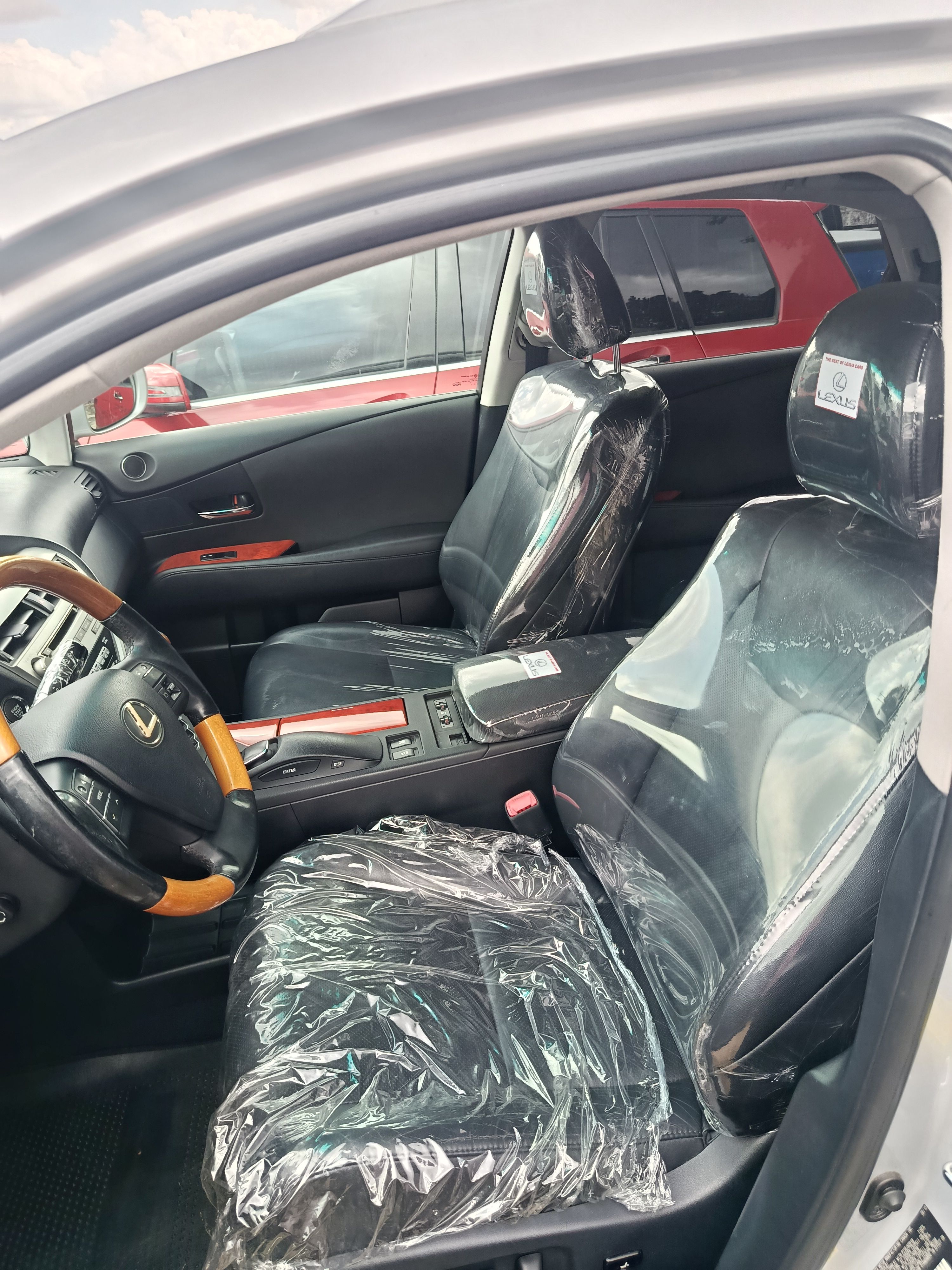 Vehicle - Image 11