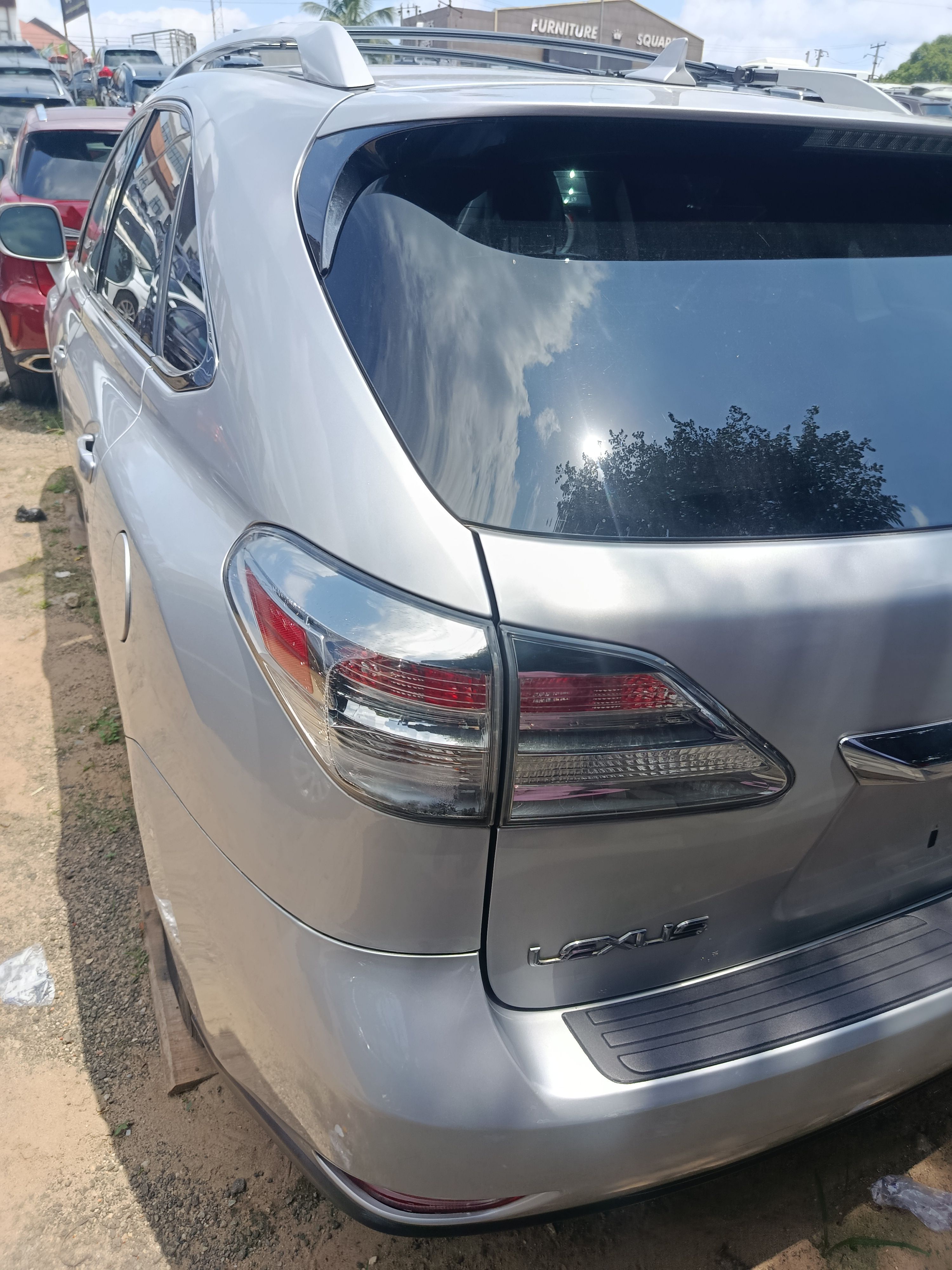 Vehicle - Image 8
