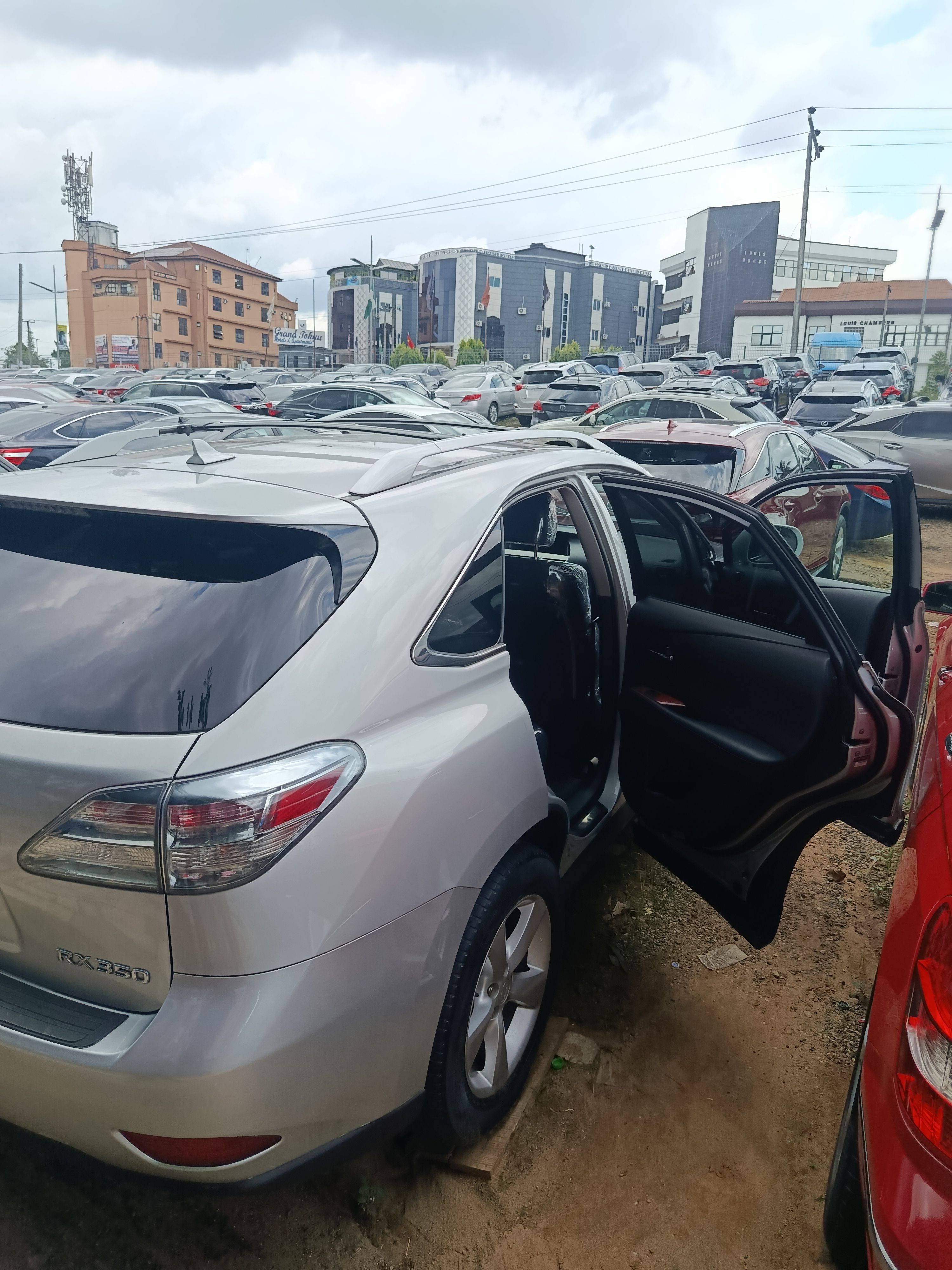 Vehicle - Image 15
