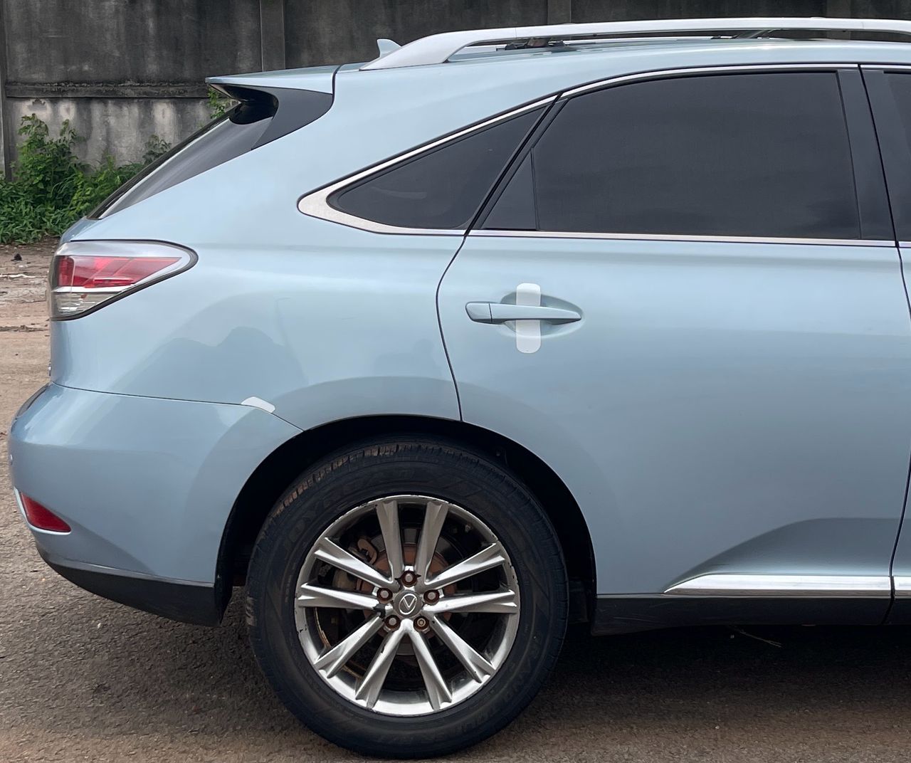 Vehicle - Image 8
