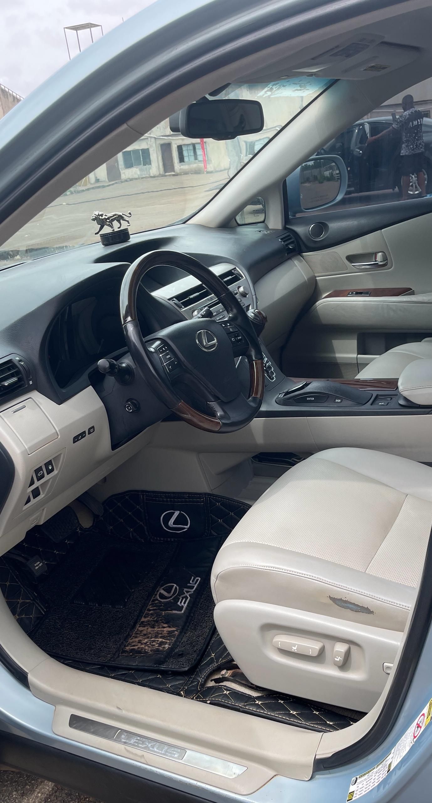 Vehicle - Image 5