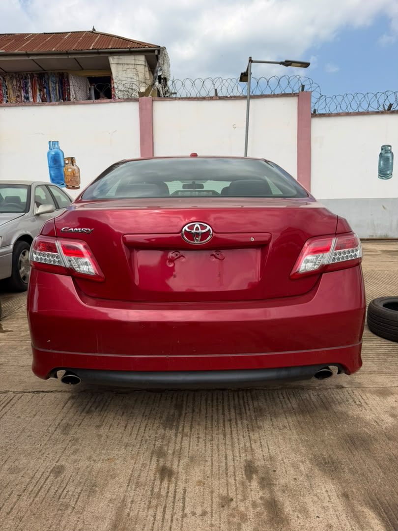 Vehicle - Image 10