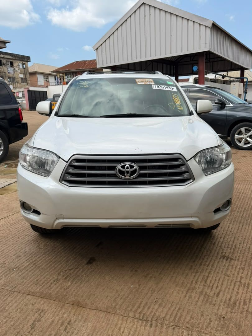 Vehicle - Image 2