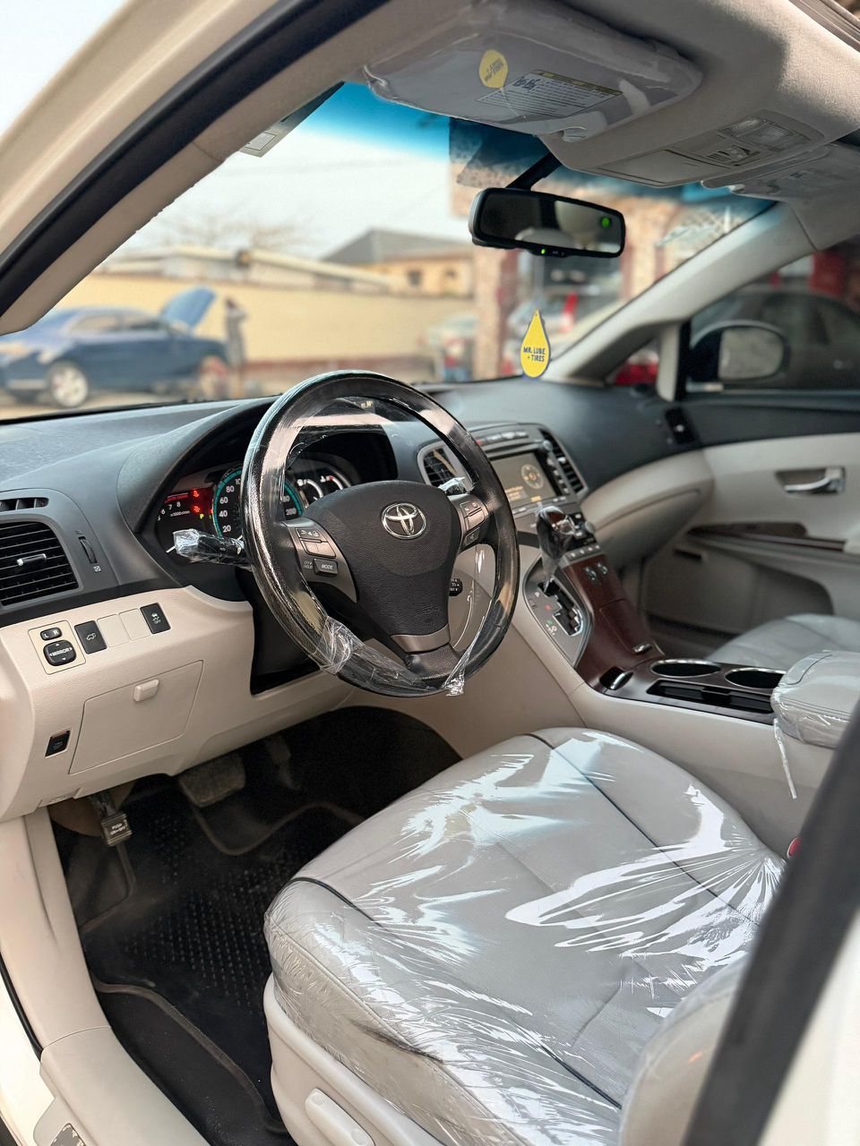 Vehicle - Image 6