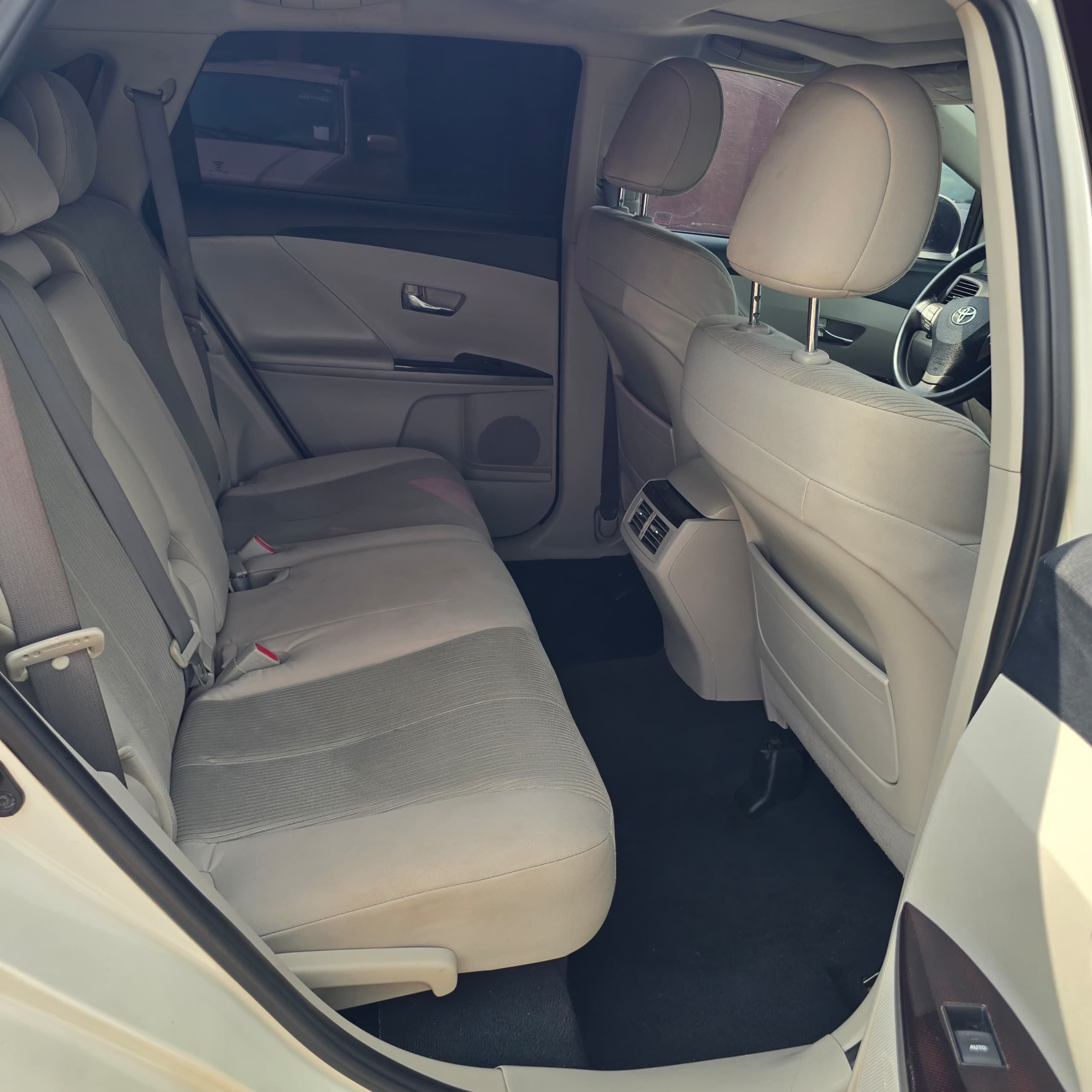 Vehicle - Image 8