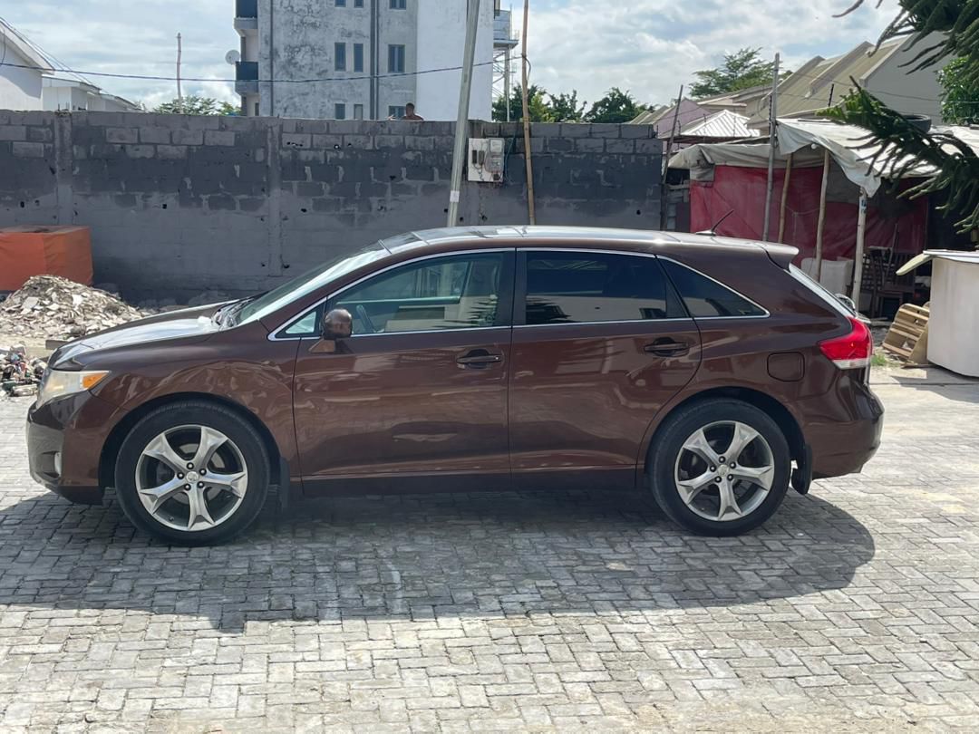 Vehicle - Image 11