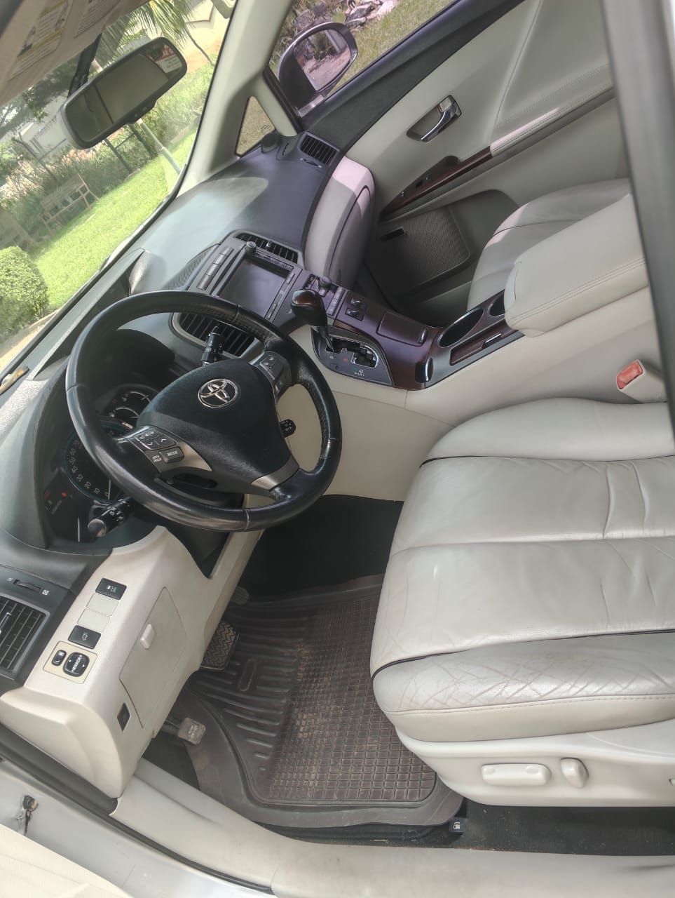 Vehicle - Image 6