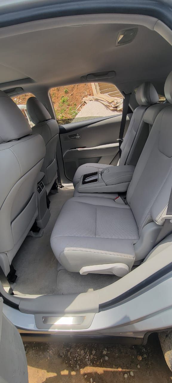Vehicle - Image 12