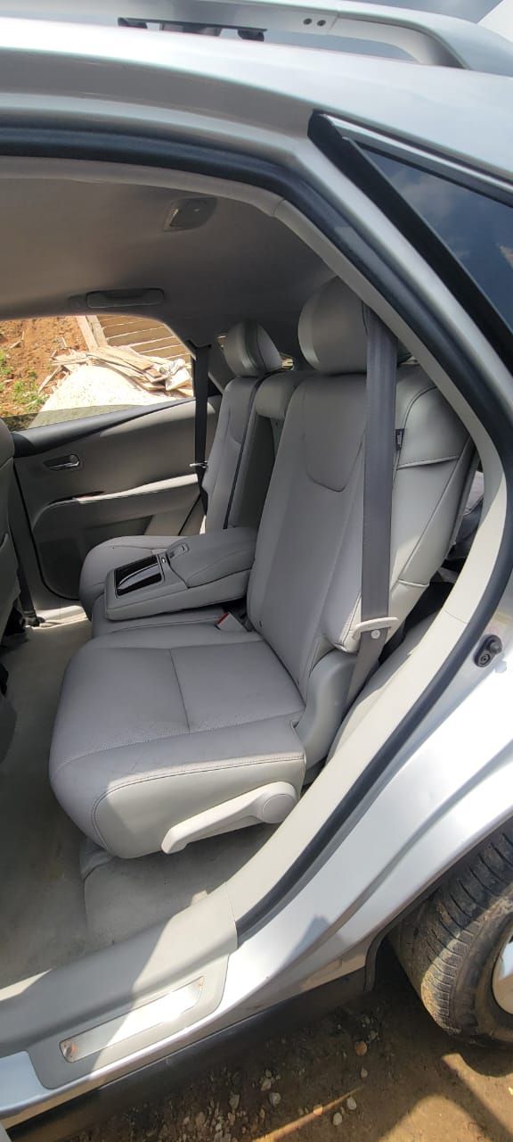 Vehicle - Image 9