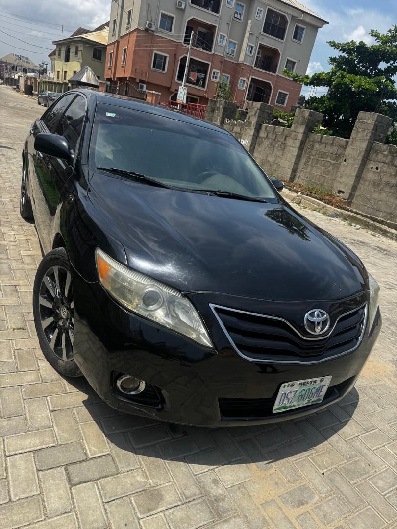 2011 Toyota Camry - Image 1