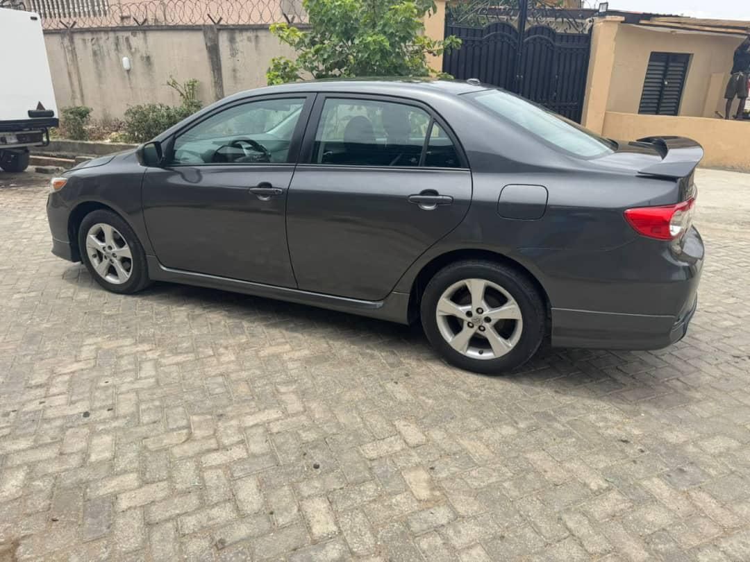 Vehicle - Image 10