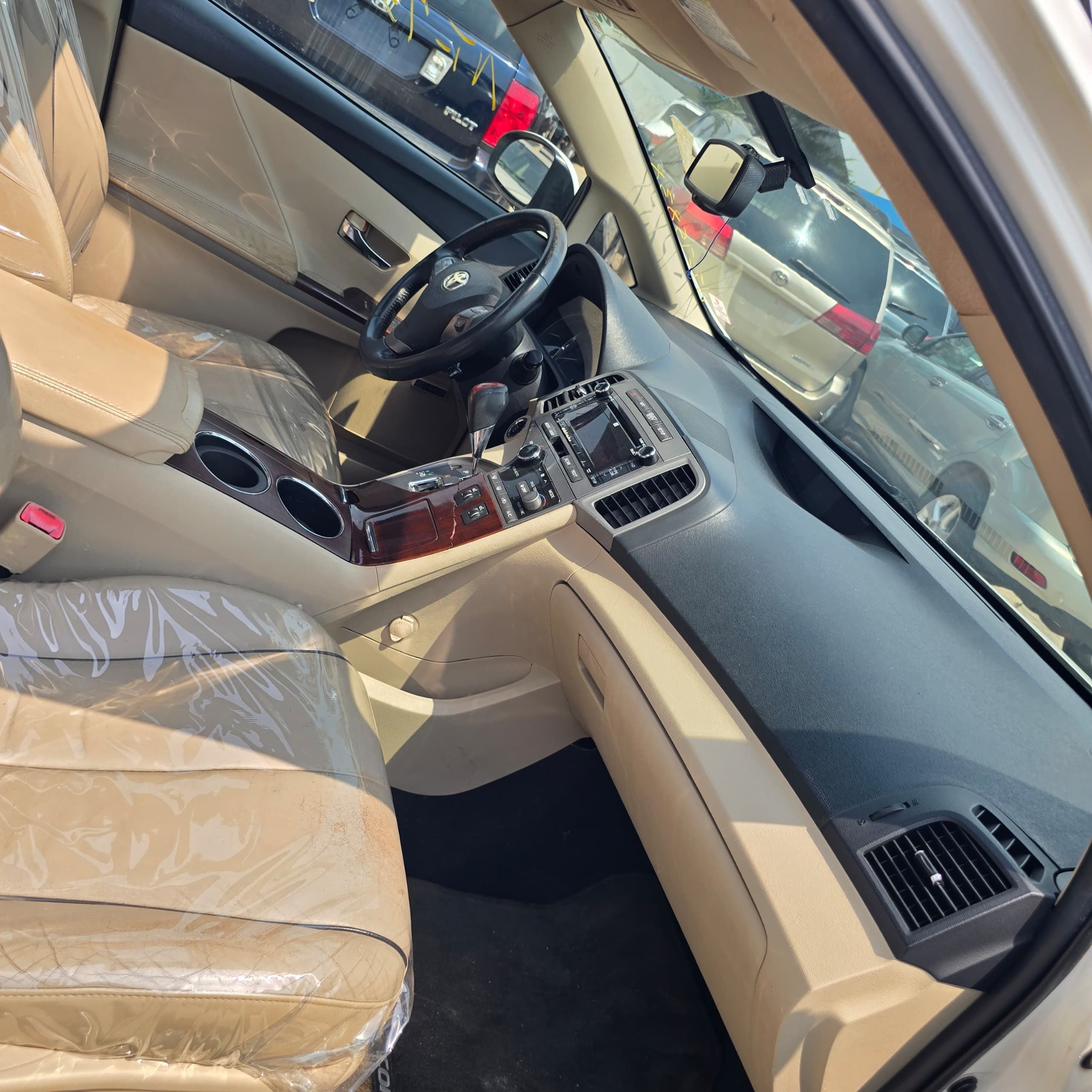 Vehicle - Image 7