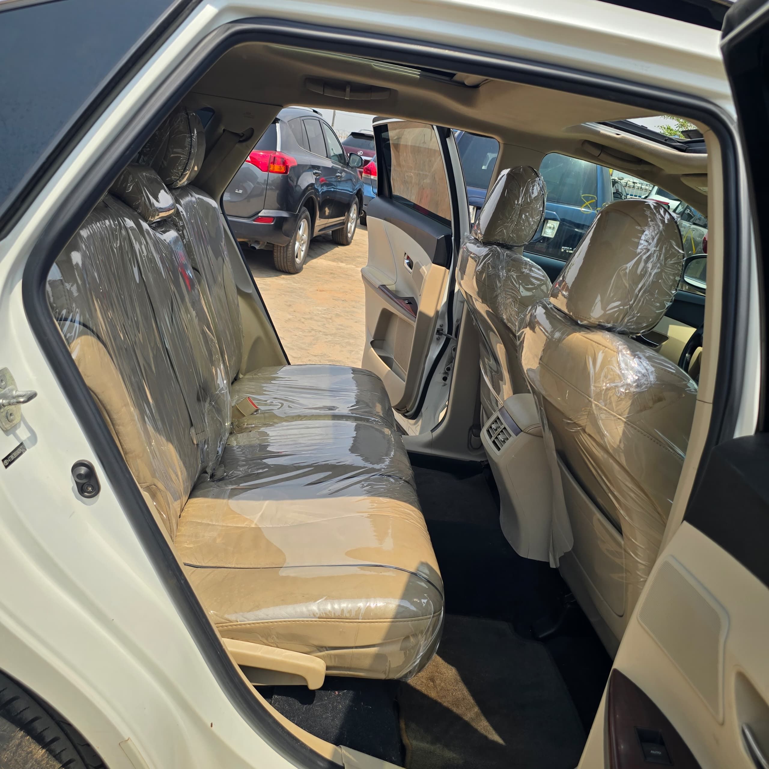Vehicle - Image 9